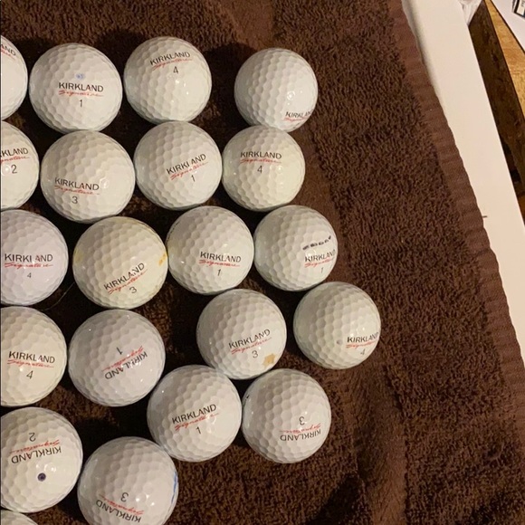 Golf balls - Picture 3 of 7